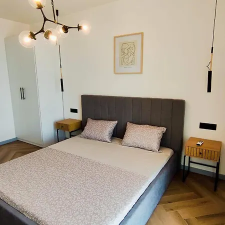 Luxury Belmondo Apartment Durres