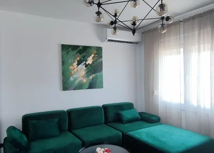Luxury Belmondo